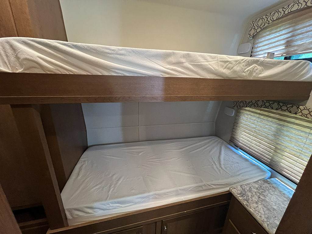 Mobile Emergency Housing Corp.