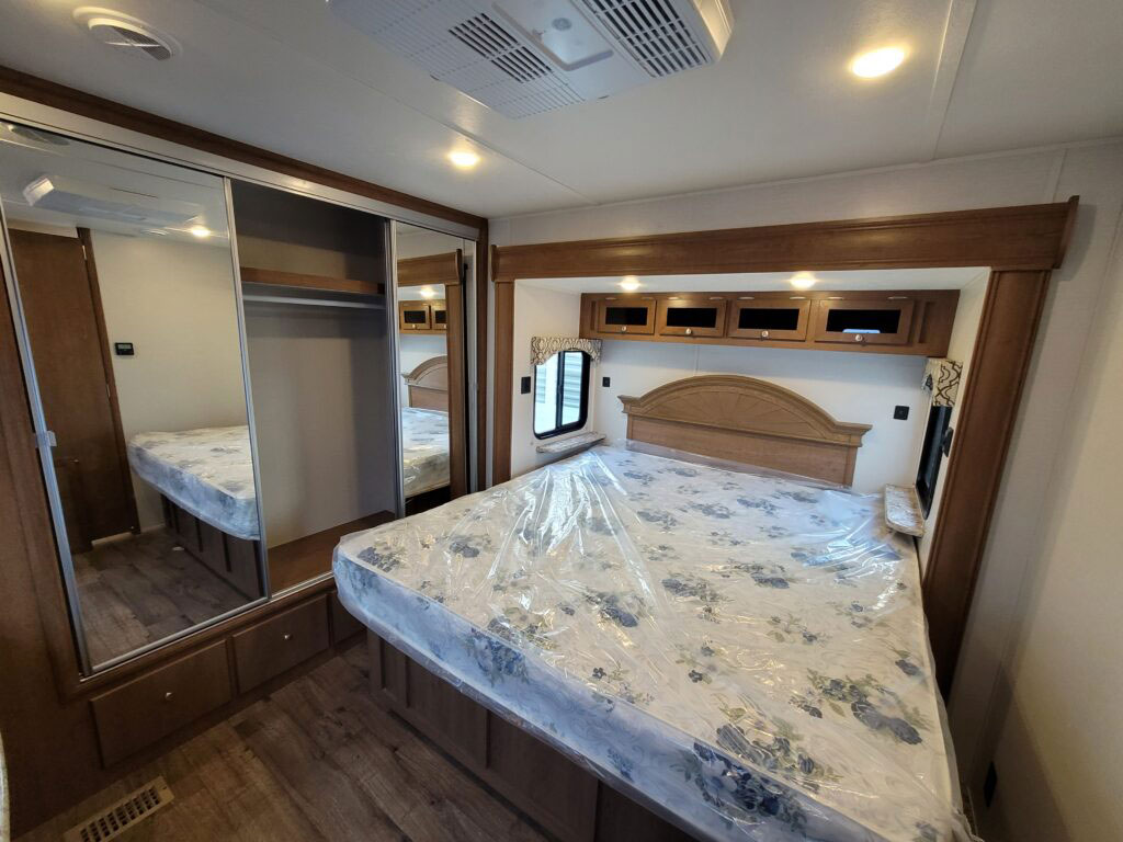 Mobile Emergency Housing Corp.